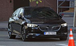 Шпионские снимки Opel Insignia 2018 года 
