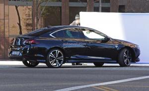 Шпионские снимки Opel Insignia 2018 года 