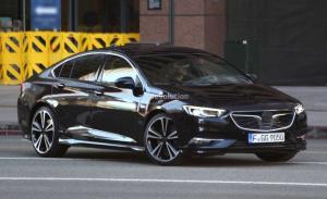 Шпионские снимки Opel Insignia 2018 года 