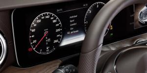 Mercedes привезет в Россию новый вседорожник весной 2017 года 