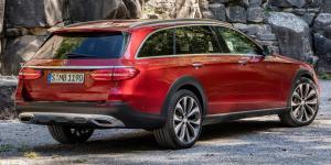 Mercedes привезет в Россию новый вседорожник весной 2017 года 