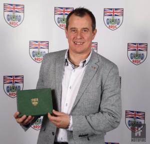 Джон МакГиннес получил награду и присоединился к клубу British Racing Drivers 