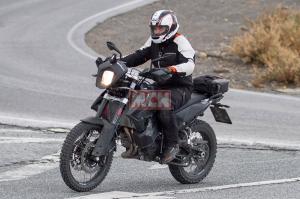 Прототип турэндуро KTM 790 Adventure