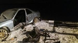 В Дзержинском районе Honda врезалась в отбойник: пострадал водитель