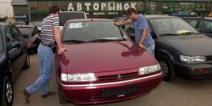 Россияне стали чаще покупать автомобили с пробегом