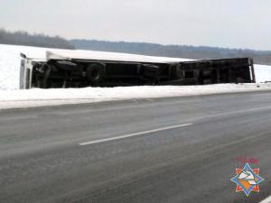 От удара фура вылетела в кювет легковушка восстановлению не подлежит 