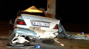 Два человека пострадали в жутком ДТП в Алматы 