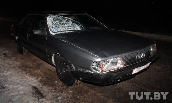 В Свислочском районе Audi насмерть сбила пешехода