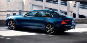 Volvo привезла в Россию спортивную версию седана S90 