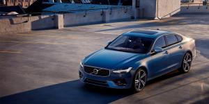 Volvo привезла в Россию спортивную версию седана S90 