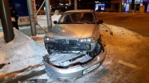 Водитель ехал по "встречке" и спровоцировал массовое ДТП в Алматы