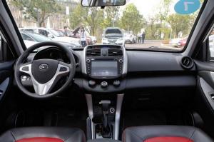 Первые снимки Lifan X60 
