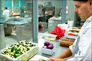 В McLaren расстались с Absolute Taste