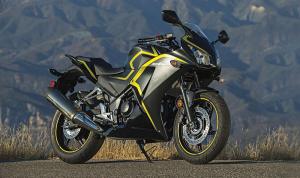Honda CBR300R: продажи откладываются