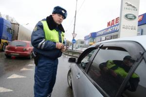 Под Астраханью пьяный водитель приехал в ГИБДД оплачивать штрафы