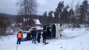 В Карелии опрокинулся экскурсионный автобус с 32 пассажирами есть жертвы 