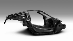 McLaren приступила к рассекречиванию наследника 650S