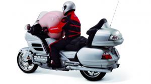 Отзыв Honda Gold Wing из-за проблем с воздушной подушкой