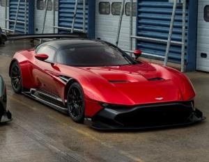 Aston Martin Vulcan продается за 5 миллионов долларов через Facebook Live