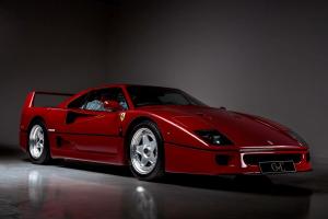 На продажу выставили Ferrari F40 Эрика Клэптона