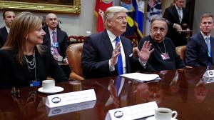 Трамп встретился с главами Ford, GM и Fiat Chrylser