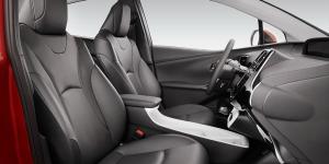 Toyota вернет на российский рынок гибридный Prius 