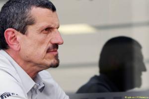 Штайнер призвал своих гонщиков не думать о NASCAR