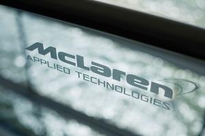 FIA выбрала поставщиком McLaren Applied Technologies