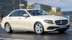 Mercedes-Benz станет поставщиком автопилотных такси для Uber