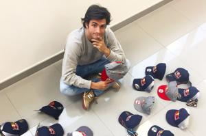 Карлос Сайнс посетил базу Toro Rosso