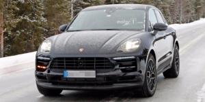 Обновленный Porsche Macan показался на зимних тестах