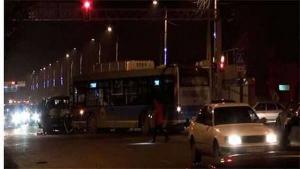 В Алматы в ДТП попал маршрутный автобус