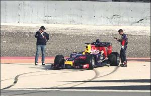 Red Bull Racing попросила помощи у Toro Rosso