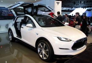 Tesla готовит наступление на Европу