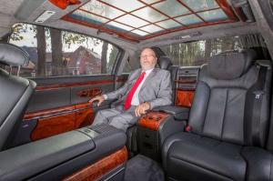 Бизнесмен проехал на Maybach миллион километров