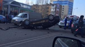 Авто выполнило сальто в ДТП в Астане