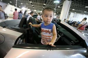 Дети не смогут посетить Шанхайский автосалон