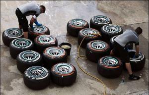 В Pirelli ждут двух-трёх пит-стопов на сухой трассе