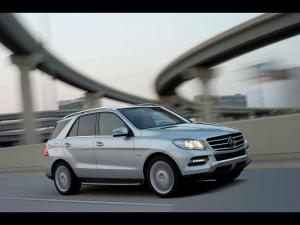 Mercedes-Benz M-Class готовится к рестайлингу