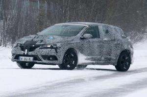 Renault Megane нового поколения впервые выехал на тесты