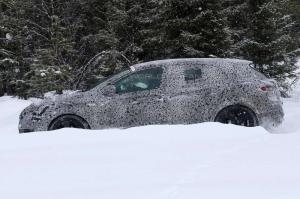Шпионские снимки Renault Megane 2016 года 