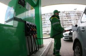 Украинские водители стали экономить на бензине