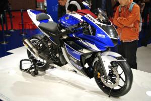 Yamaha YZF-R25 появится в мае