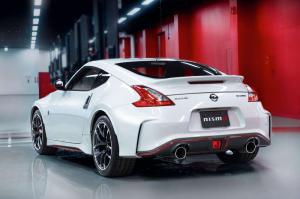 Nissan выпустил тизер 370Z Nismo 2015, премьера которого состоится 16 мая