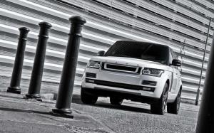 Kahn Design начнет выпускать собственные машины