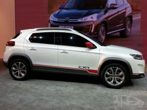Первые шпионские фотографии серийной версии Citroen C-XR