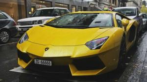 Рэппер 50 Cent решил продать принадлежащий ему желтый Lamborghini Aventador