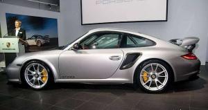 Дизайн самого быстрого Porsche 911 рассекретили на игрушечной машине