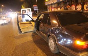 В Алматы водитель микроавтобуса насмерть сбил пешехода
