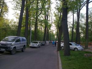 В центральный парк Алматы запретят въезд на автомобиле